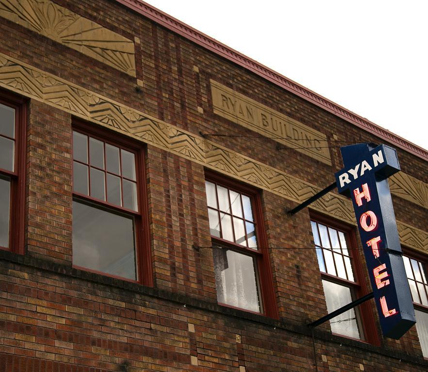 Ryan Hotel Wallace Exterior photo